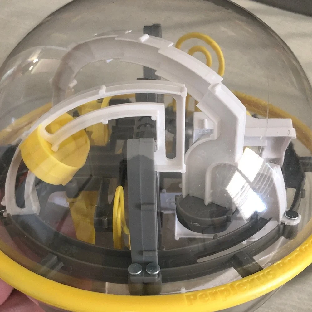 3D Maze Puzzle Dome Perplexus Rookie - Yellow & Gray